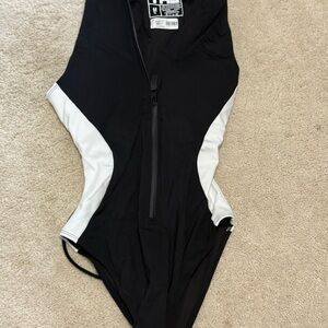 Black & White Zip-Front One-Piece Swimsuit - Sporty Chic